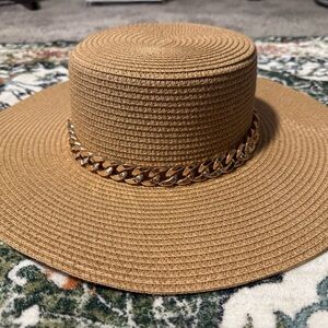 Elegant Tan Wide-Brim Hat with Gold Chain